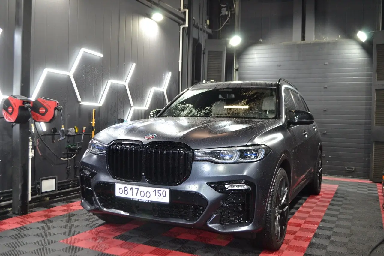 Антигравийная защита автомобиля